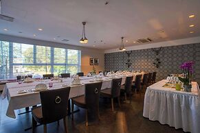 FourSide Plaza Hotel Trier, Trademark Collection by Wyndham