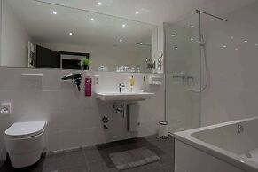 FourSide Plaza Hotel Trier, Trademark Collection by Wyndham