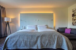 FourSide Plaza Hotel Trier, Trademark Collection by Wyndham