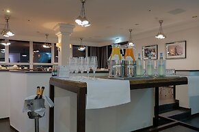 FourSide Plaza Hotel Trier, Trademark Collection by Wyndham