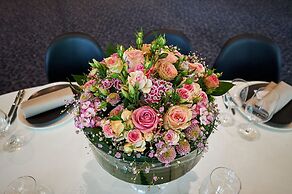 FourSide Plaza Hotel Trier, Trademark Collection by Wyndham