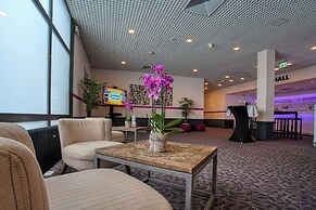 FourSide Plaza Hotel Trier, Trademark Collection by Wyndham