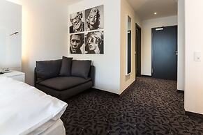 FourSide Plaza Hotel Trier, Trademark Collection by Wyndham