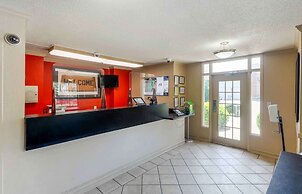 Extended Stay America Select Suites Atlanta Perimeter Hammon