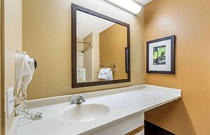 Extended Stay America Select Suites Chicago Naperville East