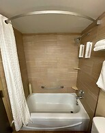 The Glenmore Inn & Convention Centre