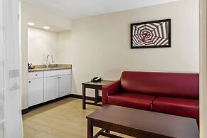 Red Roof Inn PLUS+ Jacksonville - Southpoint