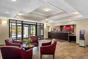 Red Roof Inn PLUS+ Jacksonville - Southpoint