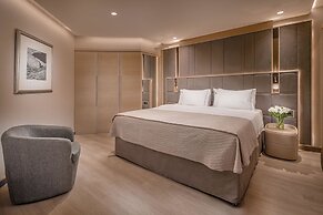 Four Seasons Hotel