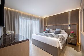 Four Seasons Hotel