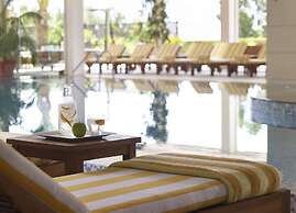 Four Seasons Hotel
