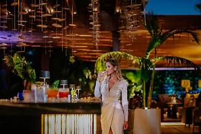 Four Seasons Hotel