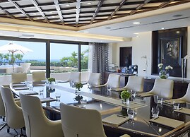 Four Seasons Hotel