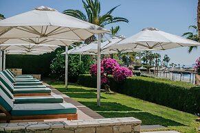 Four Seasons Hotel