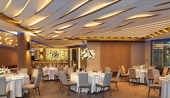 Four Seasons Hotel