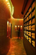 Four Seasons Hotel