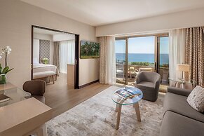 Four Seasons Hotel