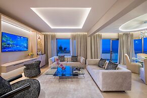 Four Seasons Hotel
