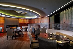 Four Seasons Hotel