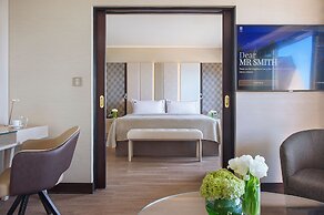 Four Seasons Hotel