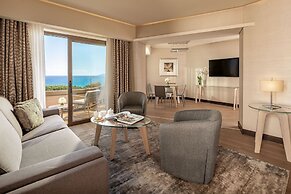 Four Seasons Hotel