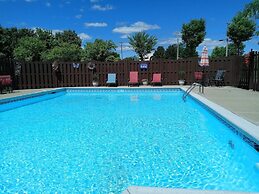 Ashley Quarters Hotel Cincinnati Airport