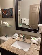 Ashley Quarters Hotel Cincinnati Airport