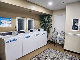 Ashley Quarters Hotel Cincinnati Airport