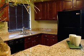 Ashley Quarters Hotel Cincinnati Airport