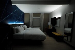 Comfort Inn & Suites River City Decatur