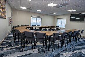 Comfort Inn & Suites River City Decatur