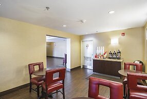 Red Roof Inn PLUS+ Phoenix West