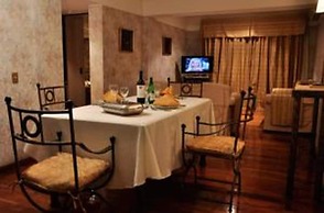 Reina Victoria Suites & Towers