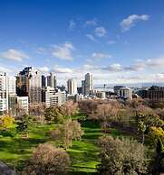 Radisson on Flagstaff Gardens Melbourne