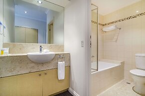 Clarion Suites Gateway