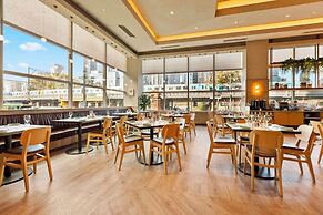 Clarion Suites Gateway