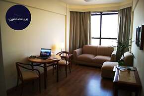 L'Hirondelle Flat Service