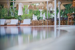 Kapetanios Odysseia Hotel