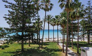 Nissi Beach Resort