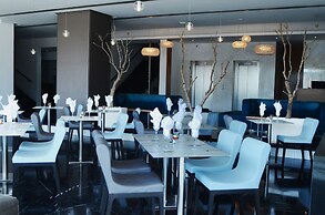 Sun Hall Hotel