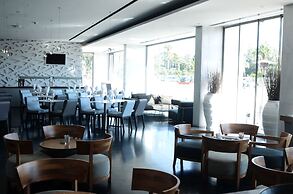 Sun Hall Hotel