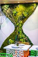 Hotel Ariane Montparnasse by Patrick Hayat