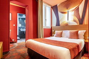 Hotel Ariane Montparnasse by Patrick Hayat