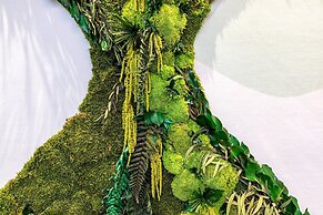 Hotel Ariane Montparnasse by Patrick Hayat