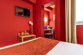 Hotel Ariane Montparnasse by Patrick Hayat