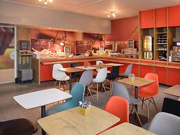 ibis Lyon Gerland Rue Merieux