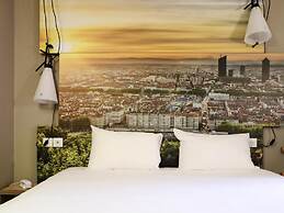 ibis Lyon Gerland Rue Merieux