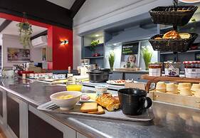 B&B HOTEL Niort Sud Venise Verte