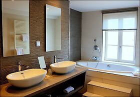 Best Western Le Cheval Blanc - Vieux Port