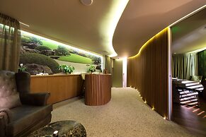 Mediterranean Palace Hotel